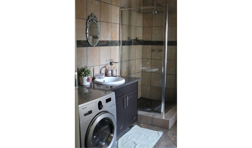 Apartment Bathroom 2